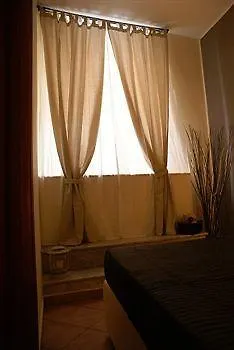 Guesthouse Montebello47 Rome