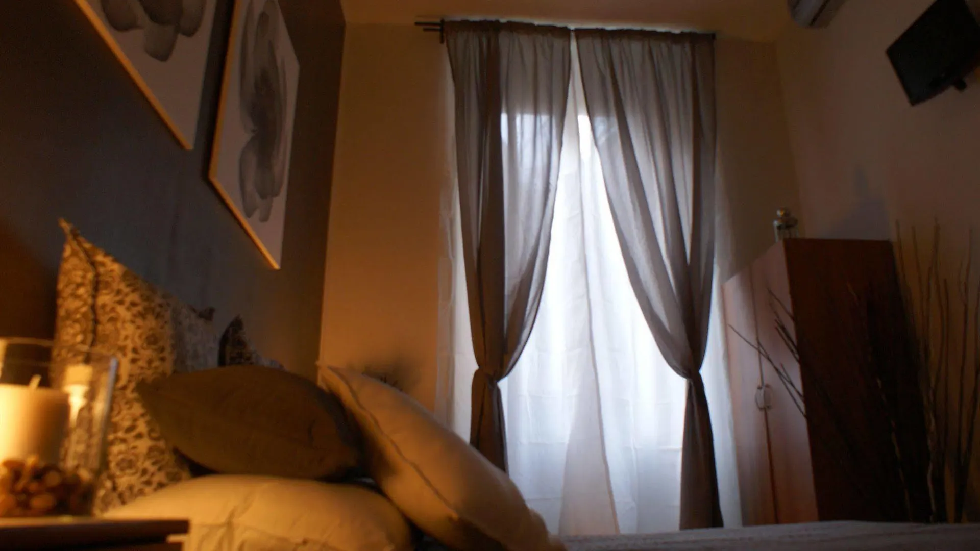Guesthouse Montebello47 Rome 2*,